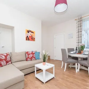 https://beautiful-tamworth-2-bedroom-apartment-newcastle.hotels-newcastle-upon-tyne.com